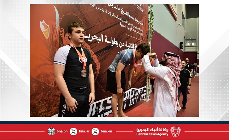 سمو الشيخ سلمان بن محمد يشهد منافسات بطولة البحرين الثانية للجوجيتسو ويتوج الفائزين